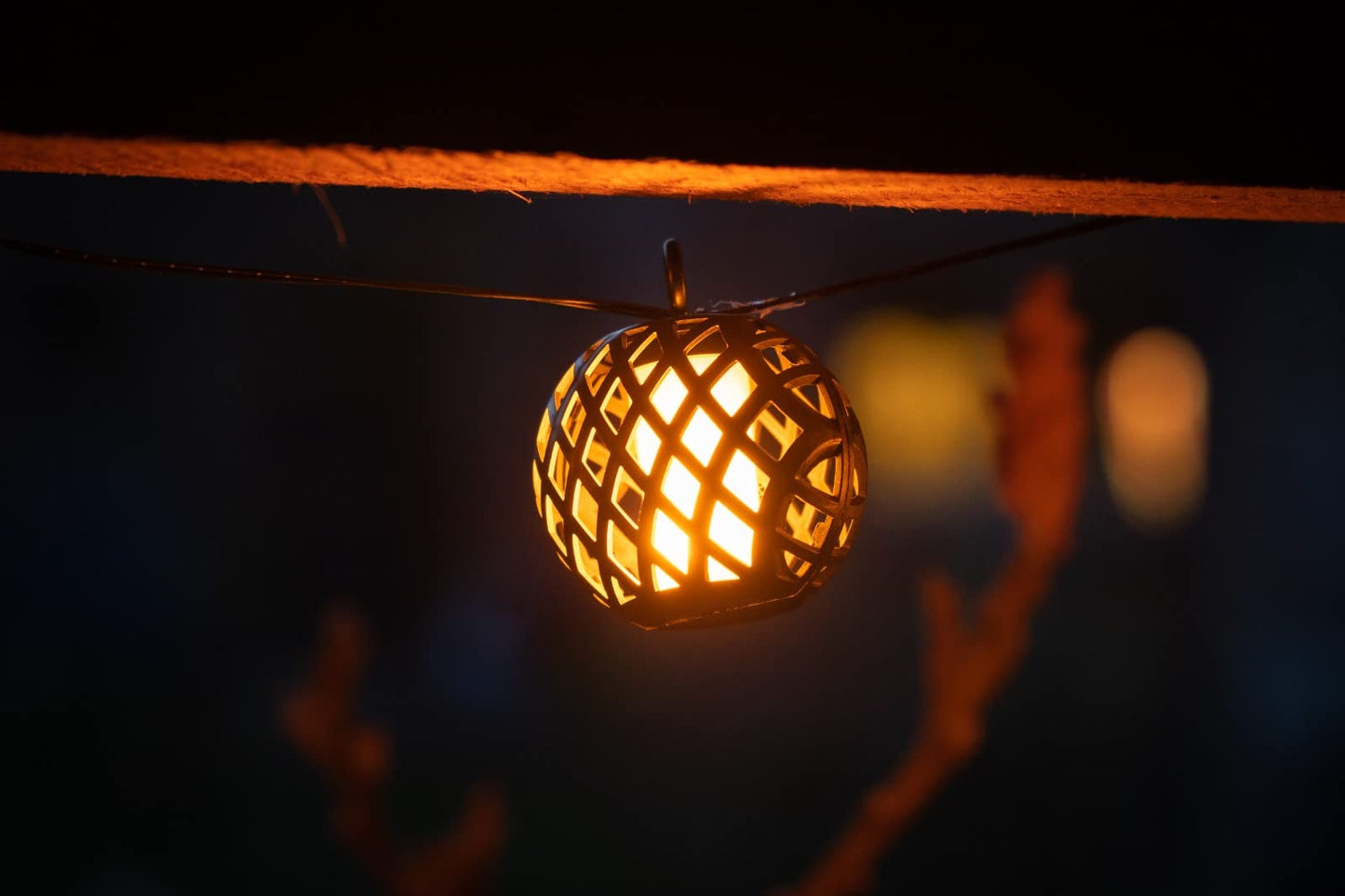 SONNENKERZE SOLAR-LICHTERKETTE "FEUERBALL" - solar-betriebene XXL-Lichterkette mit LED FLAMMEN-EFFEKTBELEUCHTUNG