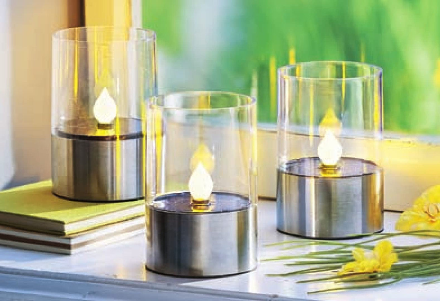 SONNENKERZE SOLAR-TISCHLEUCHTE FLAME, 2ER-SET - SOLARBETRIEBENES lED-TISCHLICHT MIT BERNSTEINFARBENEM FLACKEREFFEKT