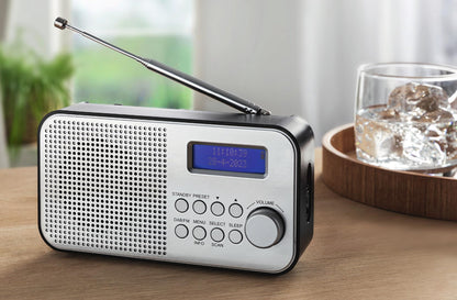 NEWTRO TRAGBARES DAB-Radio MIT INTEGRIERTEM AKKU (DAB/FM-Radio, Lautsprecher, KOPFHÖRERANSCHLUSS, TASTENSTEUERUNG, SENDERSPEICHER, TELESKOPANTENNE)